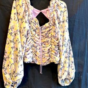 Free people, blouse, new with tags never worn non-smoking home